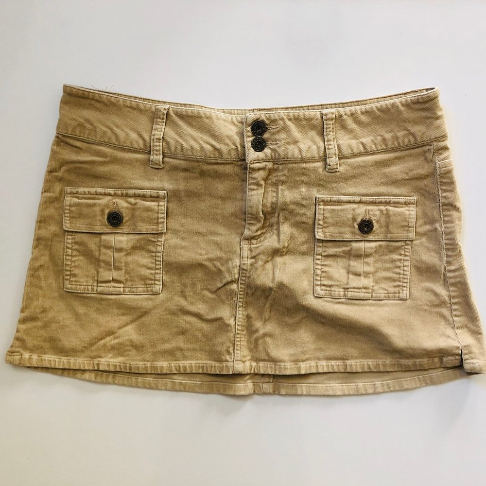 Vintage Moe Clothing Co. Beige Cargo Juniors Mini Skirt